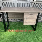 Bàn làm việc chân sắt có hộc treo màu 2862